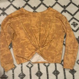 Dillard’s Tie Dye Long Sleeve Top Sz Small Yellow/Orange Brand is BP.